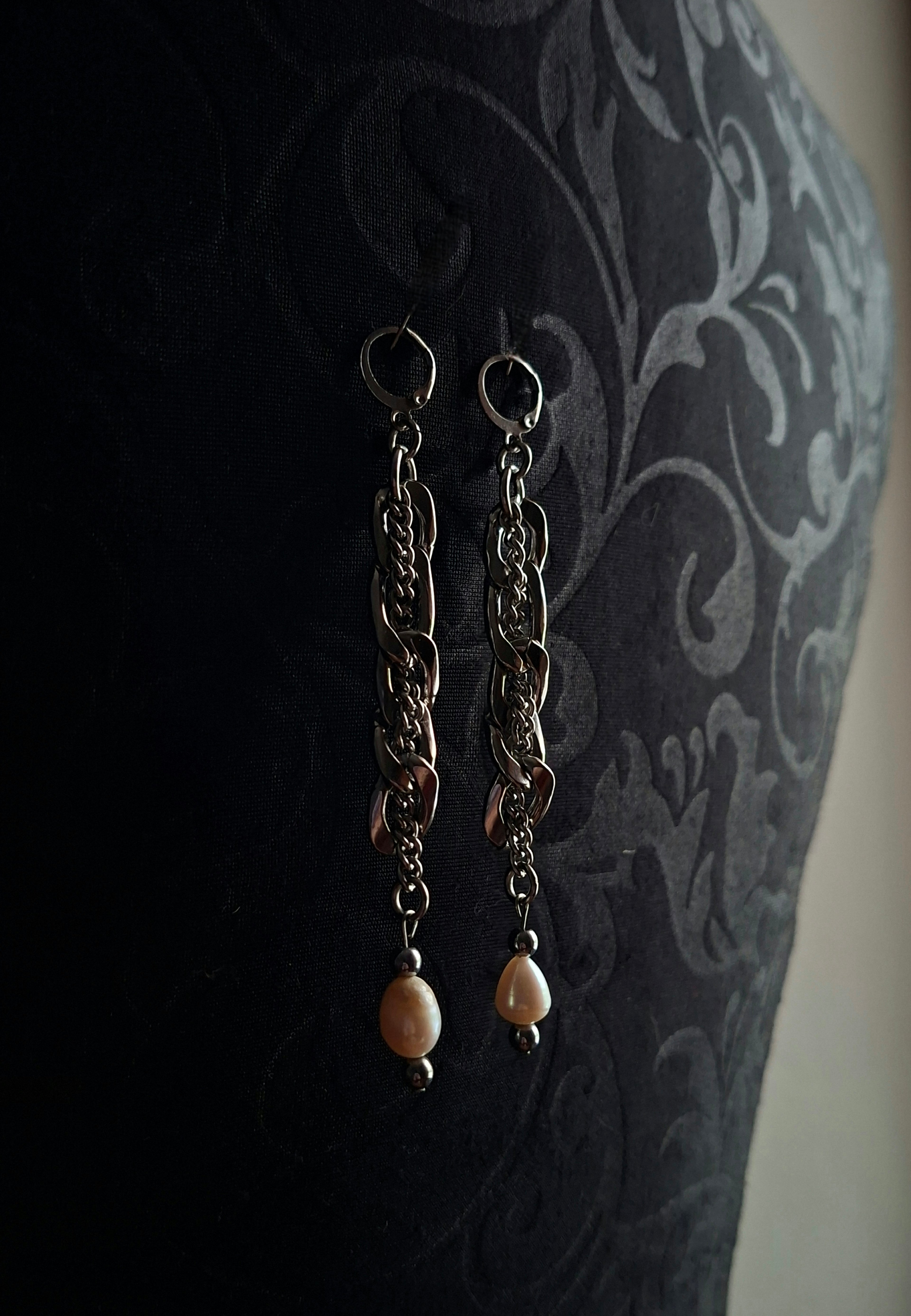 LOVESONG EARRINGS