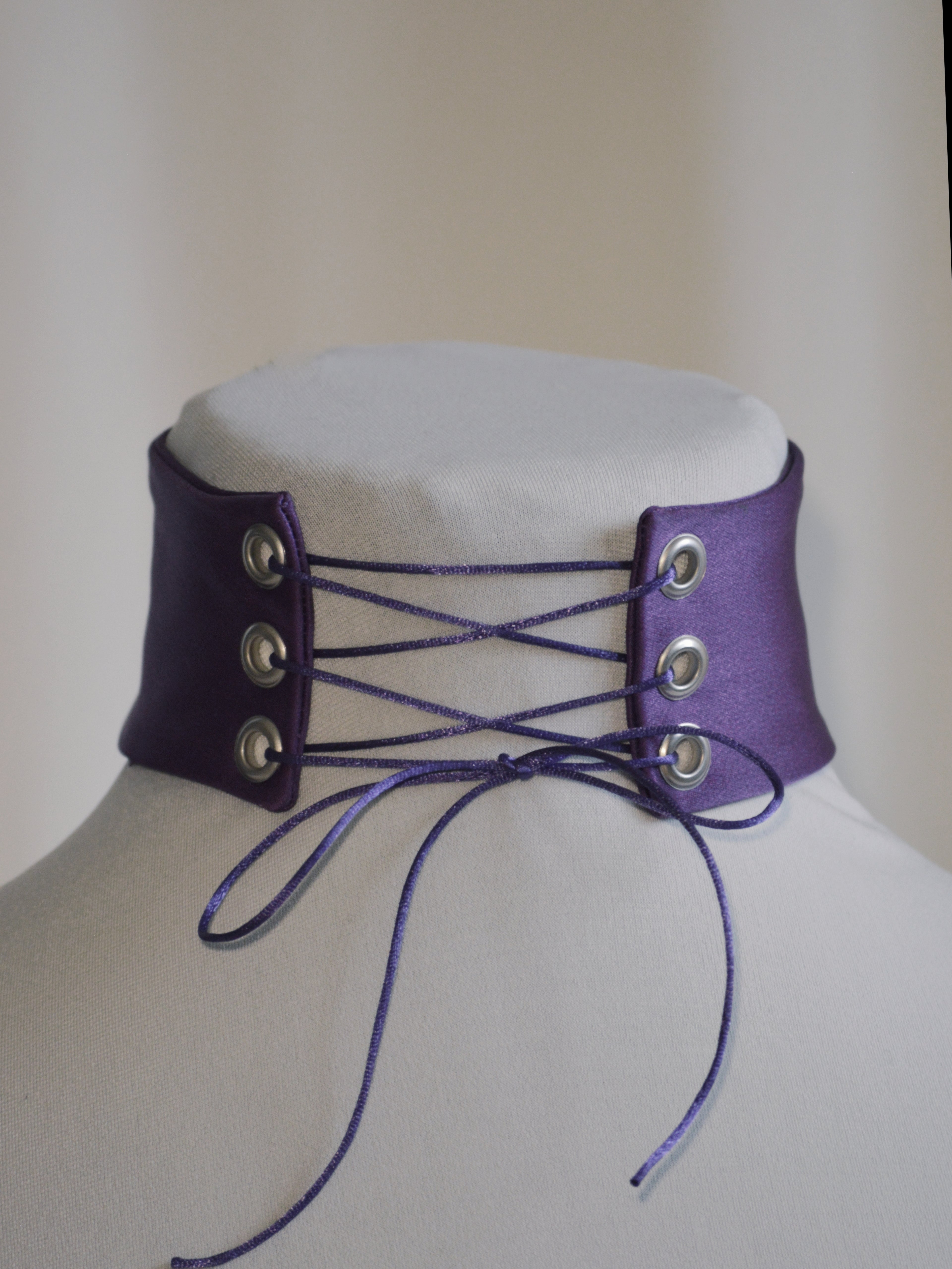LYDIA FABRIC CHOKER