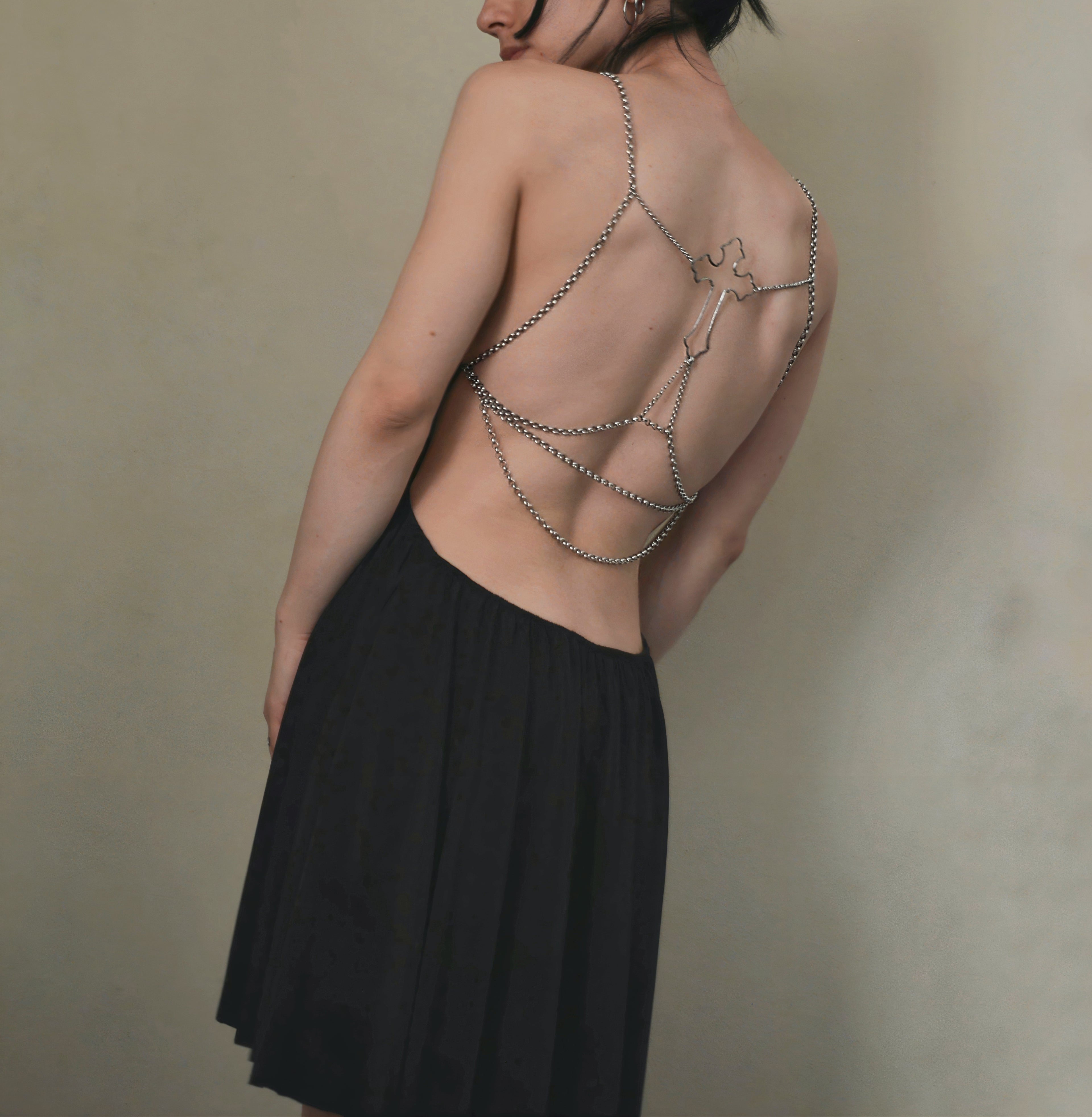 ELEANOR DRESS (without the cross)