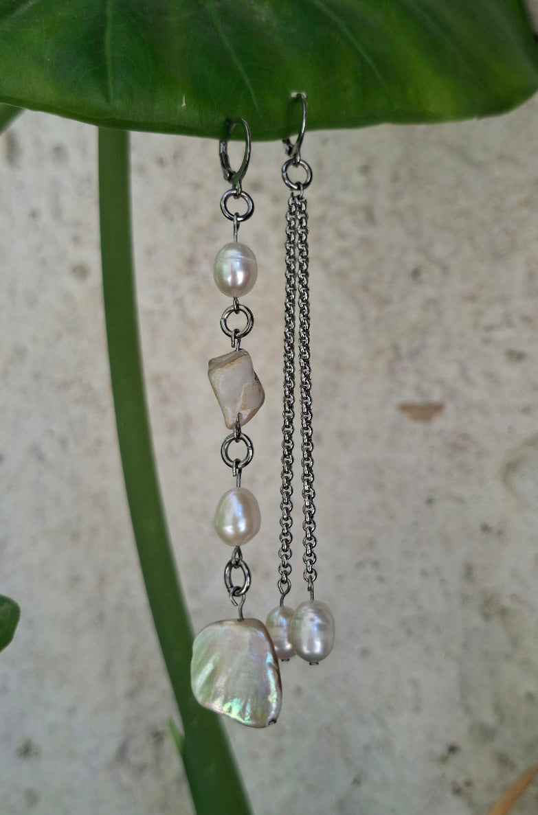 E4 EARRINGS